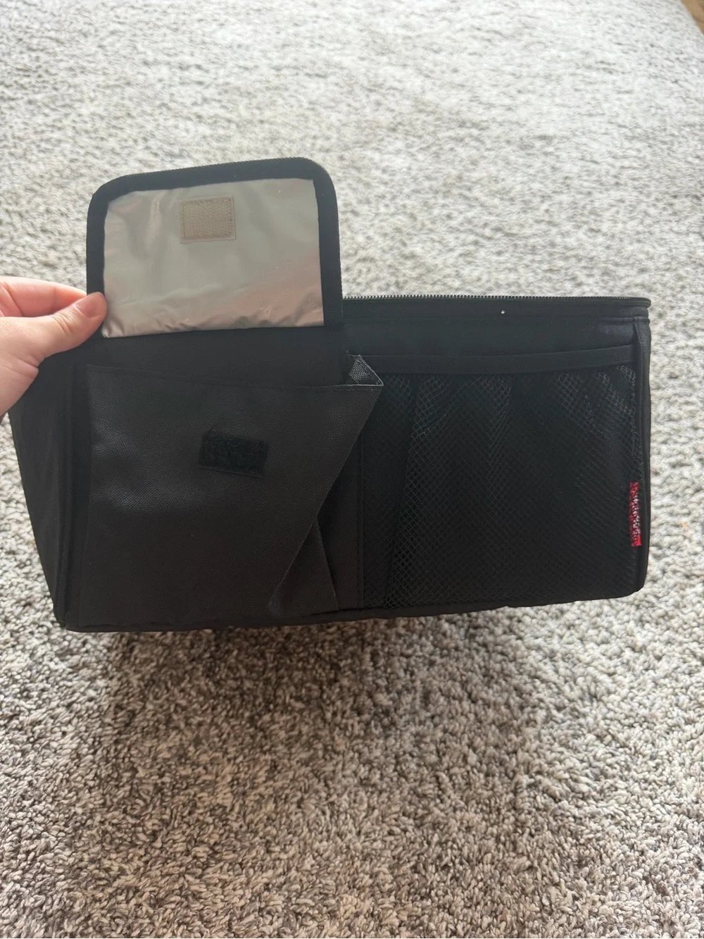 Thermos Black Insulated Lunch Cooler Bag with Top Handle